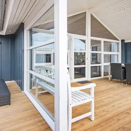 Pleasant Holiday In With Terrace Semesterbostad Hemmet